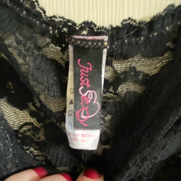 Just Sexy Lace Dress - Picture 2 of 5